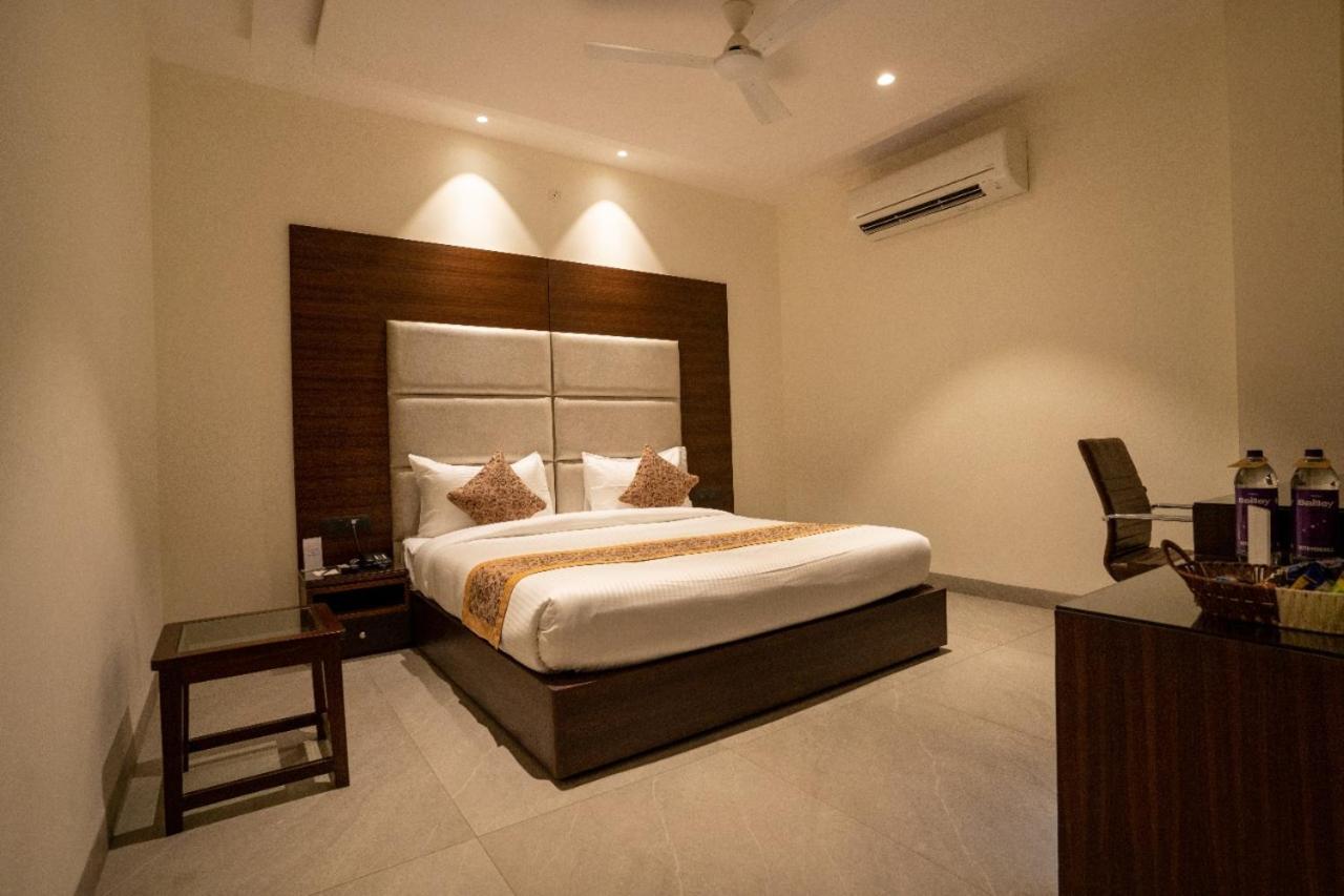Hotel Smily Ludhiana Luaran gambar